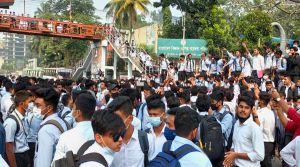 হাফ ভাড়ার প্রজ্ঞাপন চেয়ে শিক্ষার্থীদের ৪৮ ঘণ্টার আলটিমেটাম