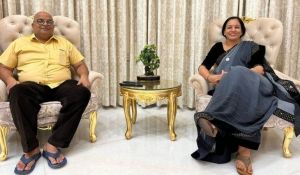 স্ত্রীকে ভালোবেসে তাজমহল বানালেন আরেক ভারতীয়