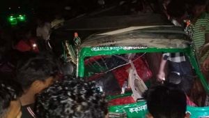 উখিয়ায় ট্রাক ও অটোরিকশার মুখোমুখি সংঘর্ষ, ২ চালকসহ ৪ জনের মৃত্যু