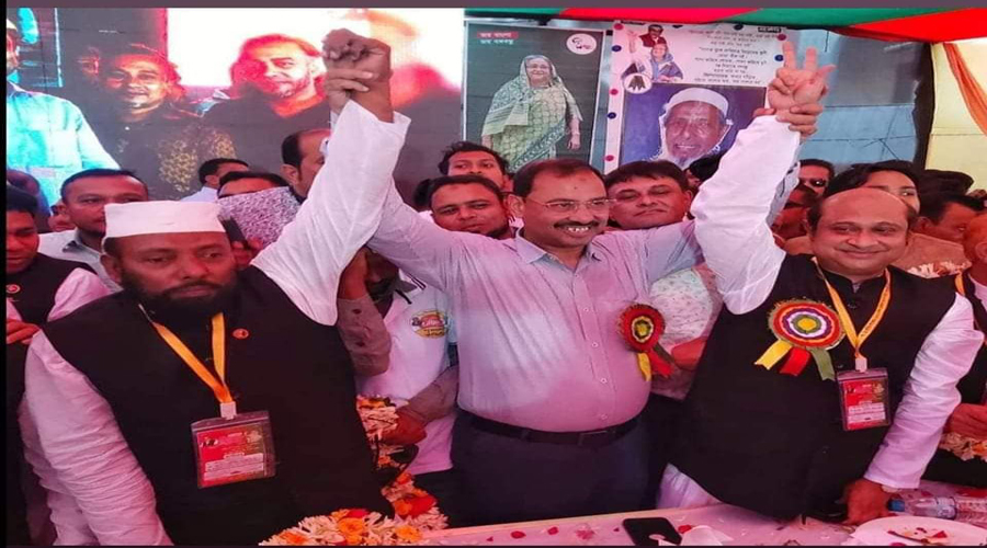 চট্টগ্রামে ওয়ার্ড আ.লীগের সম্মেলনকে ঘিরে নাছির-লতিফ মেরুকরণ!