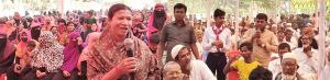 চট্টগ্রামের লোহাগাড়ায় জনতার মুখোমুখি হলেন এমপি নদভী