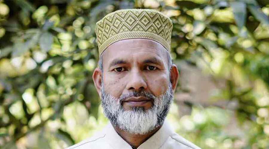বিসিএস প্রশ্নফাঁস: ২ উপপরিচালক ও গাড়ি চালক আবেদ আলীসহ গ্রেপ্তার ১৭