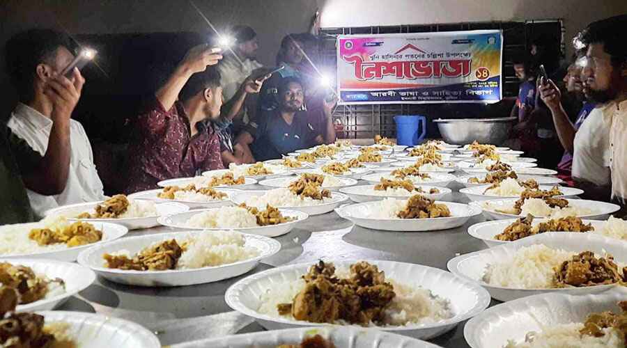 শেখ হাসিনার পতনের ‘চল্লিশা’, ইসলামী বিশ্ববিদ্যালয়ে নৈশভোজ