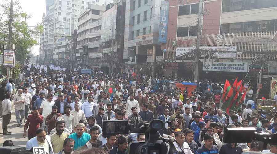 ভারতীয় হাইকমিশন অভিমুখে বিএনপির পদযাত্রা শুরু