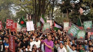 শহীদ মিনারে লাখো ছাত্র-জনতার ঢল, হাসিনার ফাঁসি দাবি