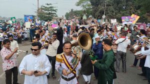 রাজধানীতে বর্ণাঢ্য ঈদ আনন্দ মিছিল