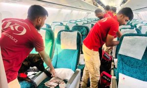 ফ্লাইট ছাড়ার আগে অচেনা ফোনকলে বললো-বিমানে বোমা, এরপর...