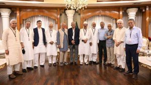 নির্বাচনের বিকল্প কিছু ভাবলে সেটা হবে বিপজ্জনক, প্রধান উপদেষ্টার বার্তা
