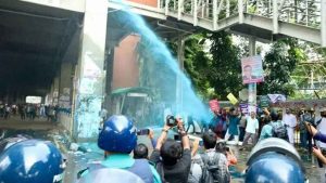 বেসরকারি শিক্ষাপ্রতিষ্ঠানে শিক্ষকদের কর্মবিরতির ডাক