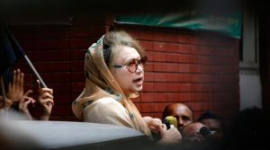 গৃহবধূ থেকে আপোসহীন নেত্রী: রাজনীতিতে খালেদা জিয়ার ৪১ বছর