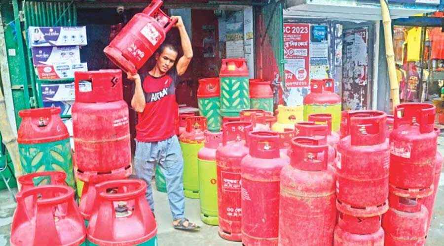 এলপি গ্যাস ব্যবসায়ী সমিতির ধর্মঘট প্রত্যাহার