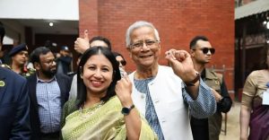 ভোট দিয়ে প্রধান উপদেষ্টা বললেন, ঈদের মতো উৎসব চলছে